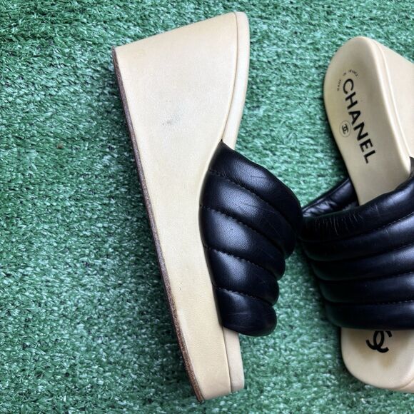 Chanel Wedge Platform Mules White Black SZ 37 US 6.5 Authentic Sandal Heels - Picture 5 of 10